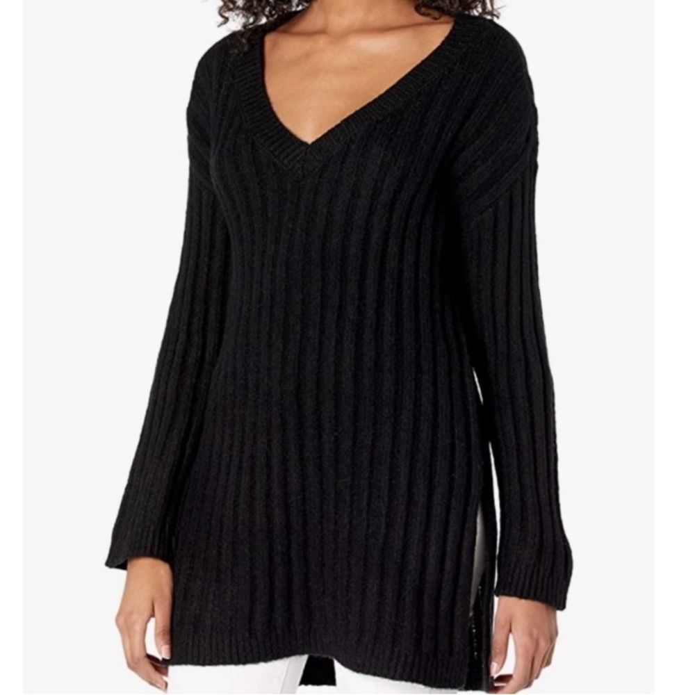 Steve Madden Black Tunic Sweater